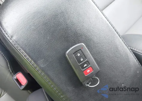 2013 Toyota Rav4 Limited from USA, damaged, VIN 2T3YFREV9DW004785